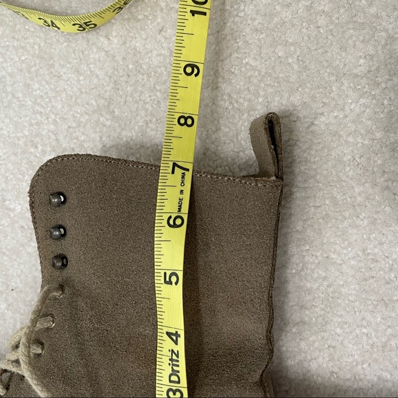American Eagle Outfitters Vintage Women’s Suede Lace Up Boot - Picture 8 of 16
